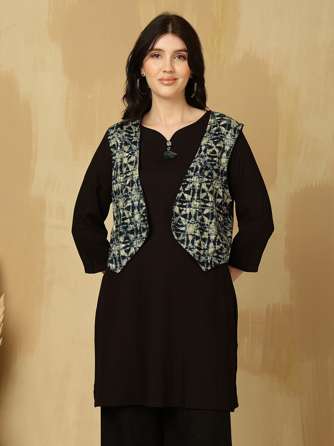 Noir Echo Layered Kurta Black