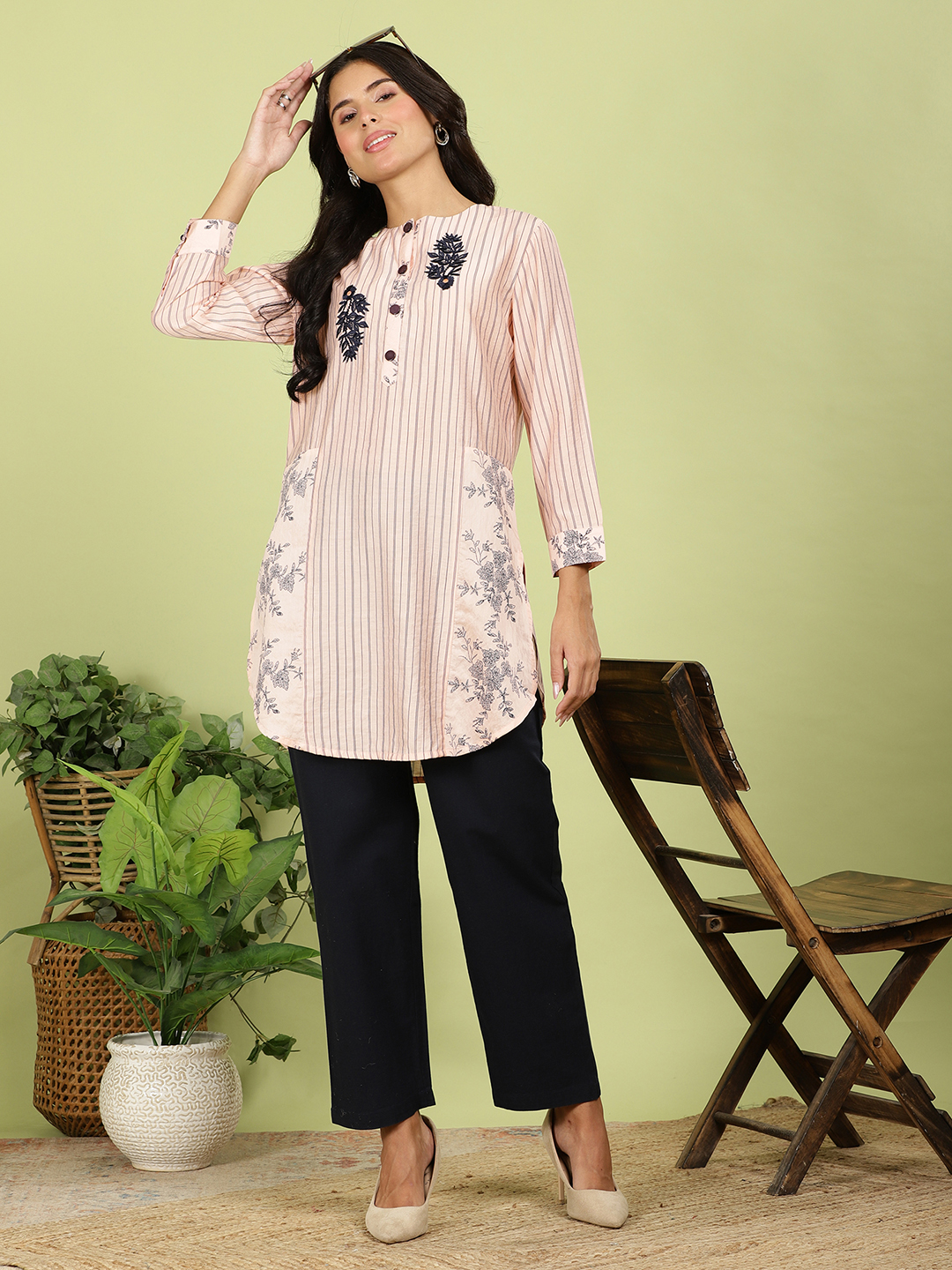 Linear Blooms Embroidered Tunic Peach
