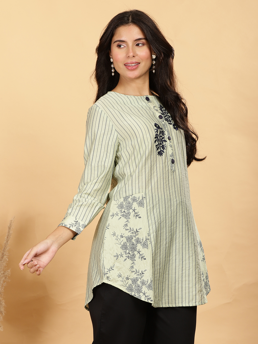 Linear Blooms Embroidered Tunic Pista
