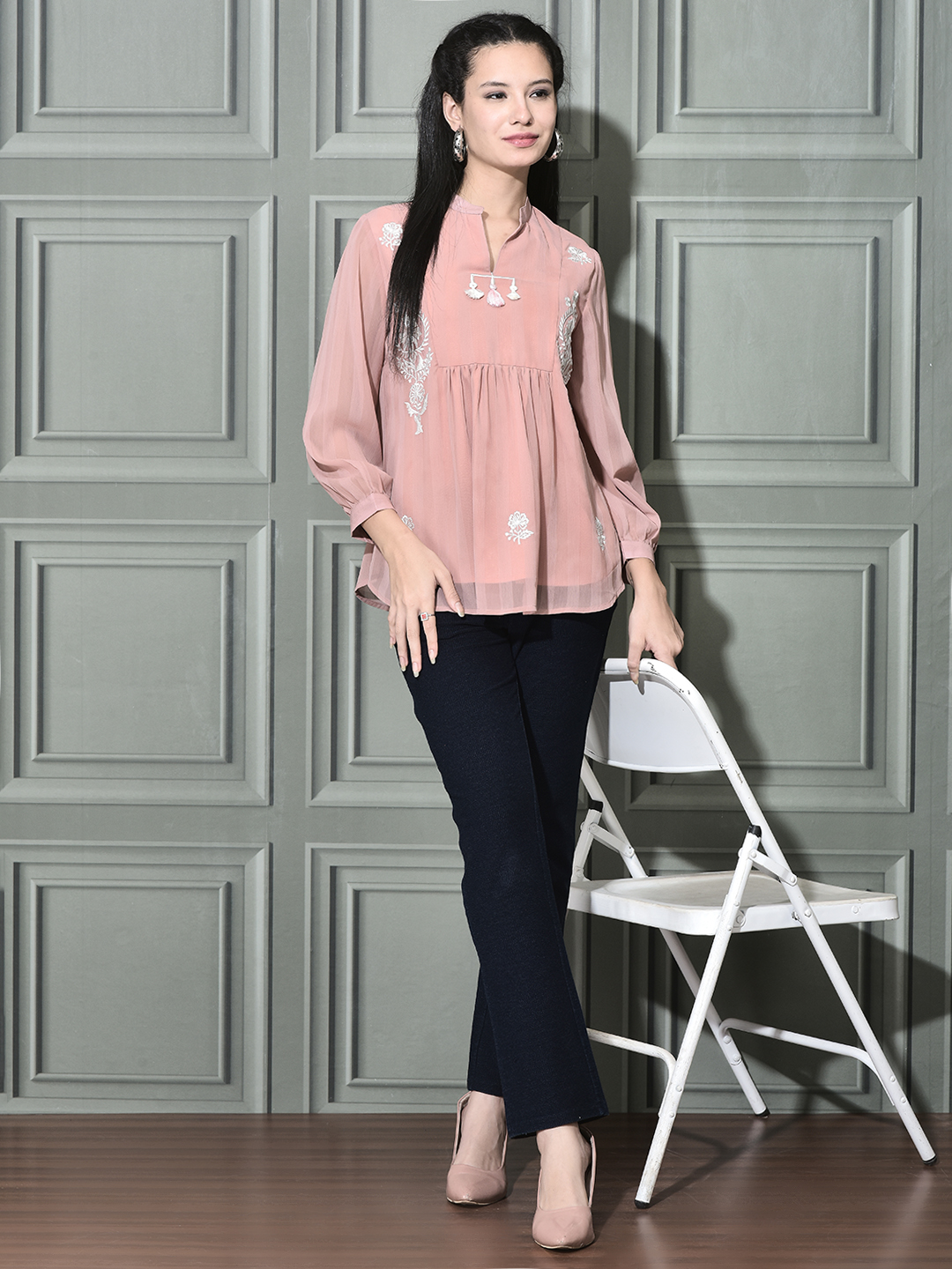 Embroidered floral Top