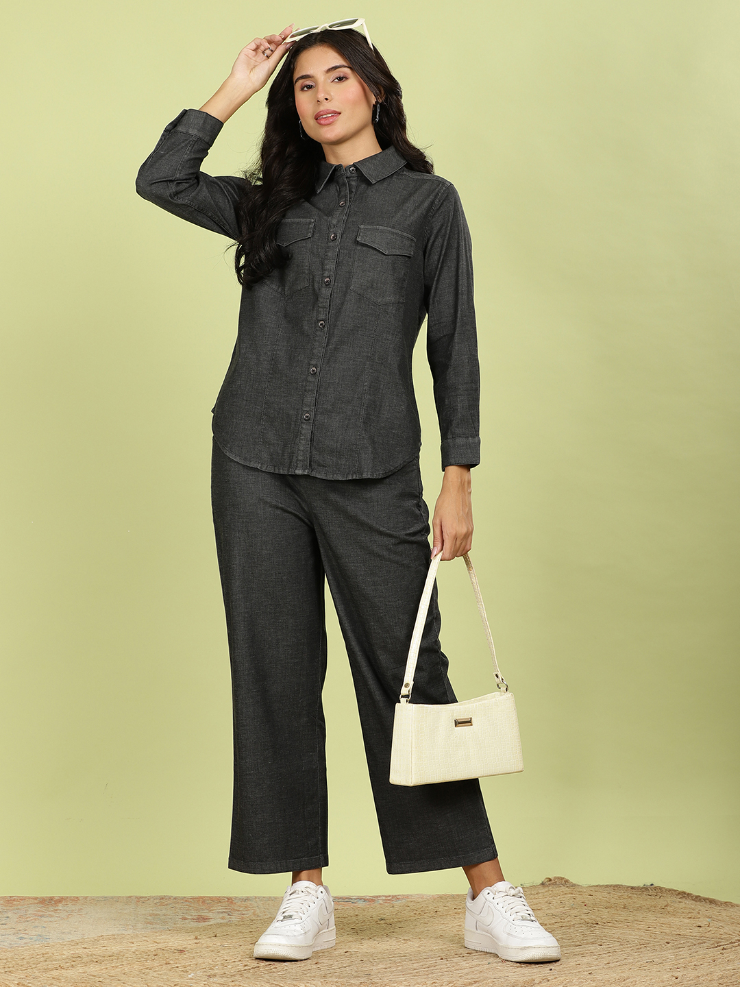 Breezy Indigo Utility Set Black
